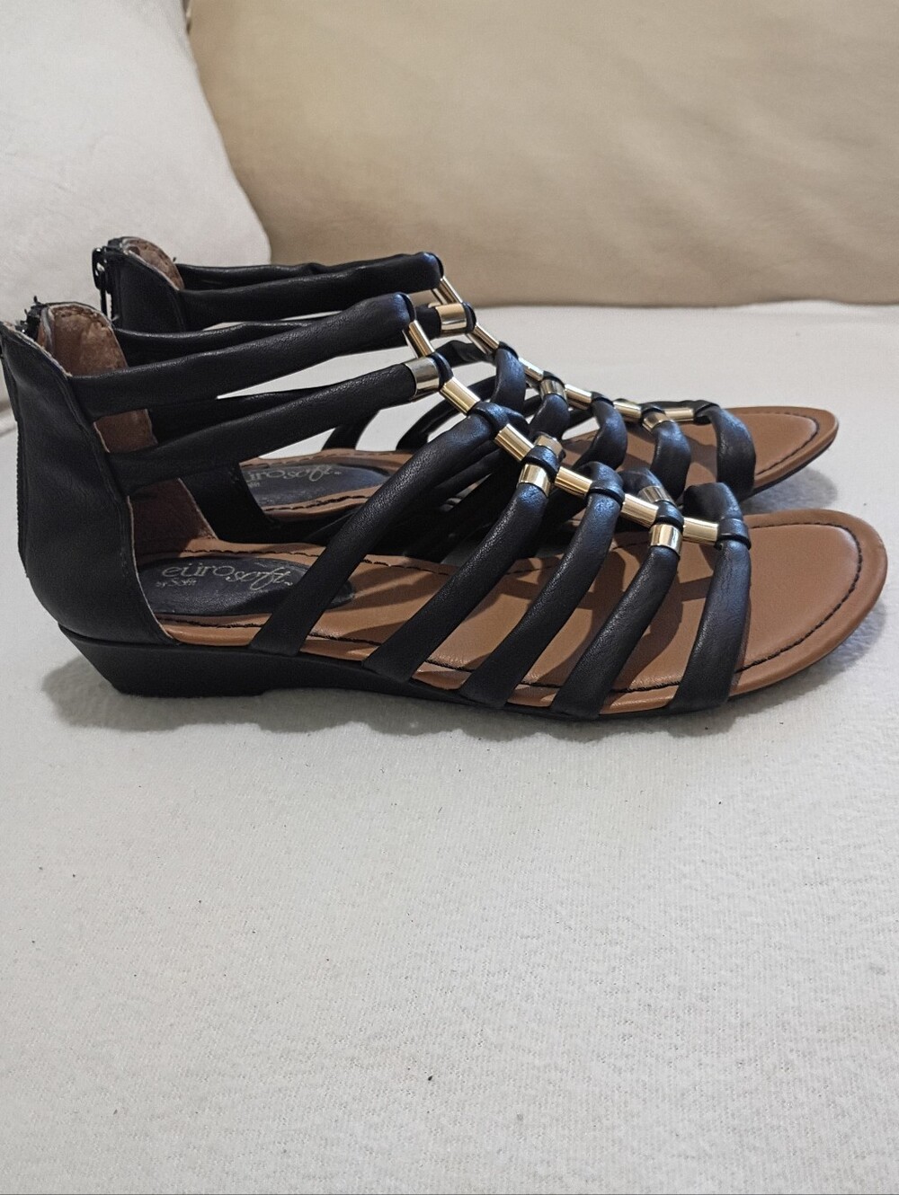 New Condition Eurosoft Marilyn Gladiator Sandals Gladiators with Gold Accents